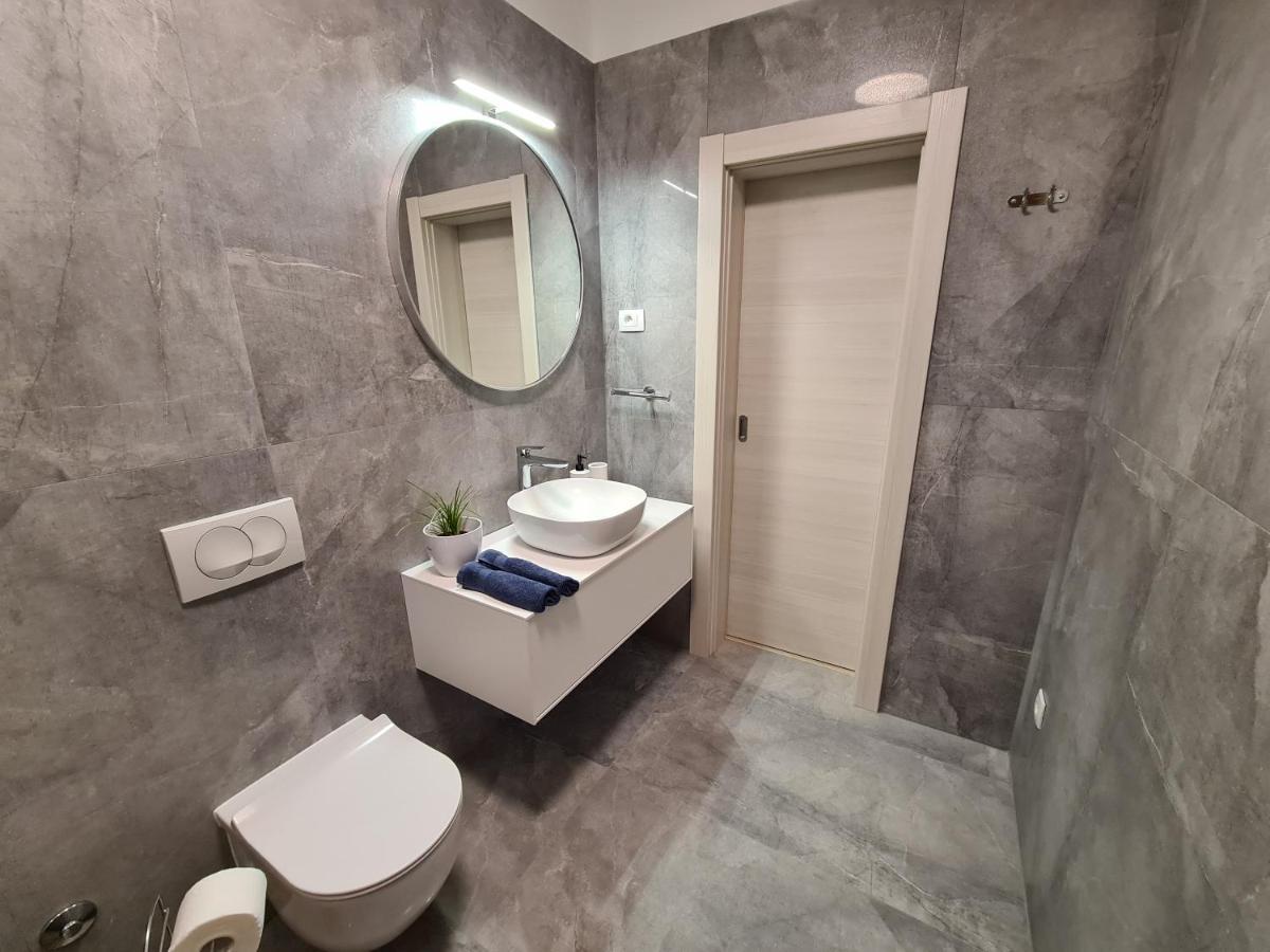 Apartments & Rooms Tom メドゥリン エクステリア 写真