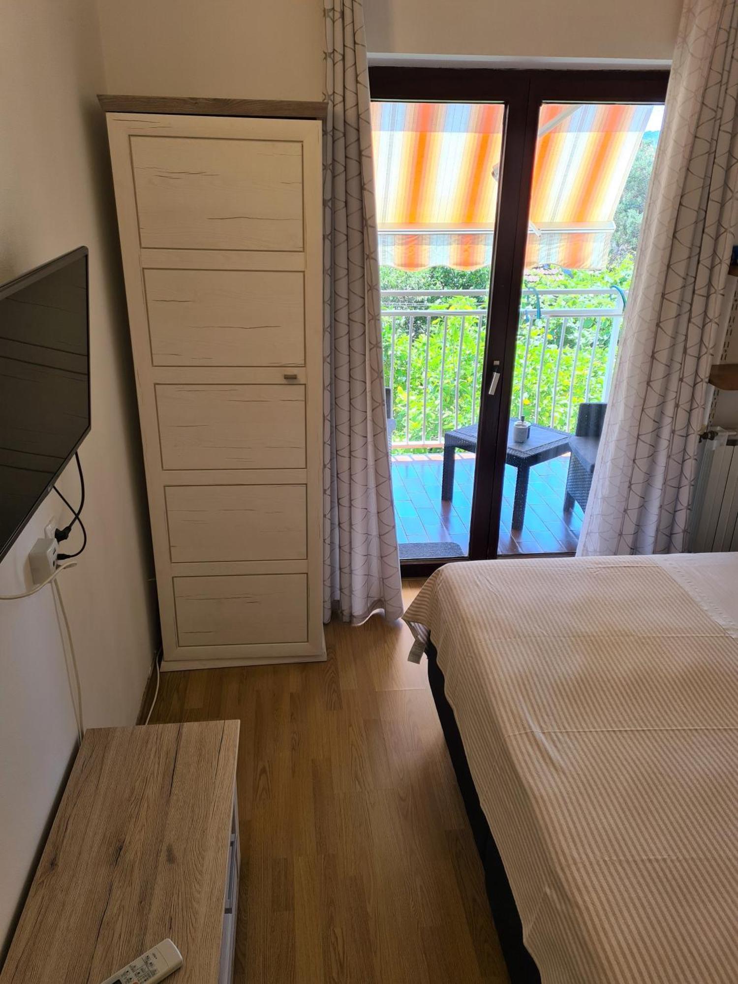 Apartments & Rooms Tom メドゥリン エクステリア 写真